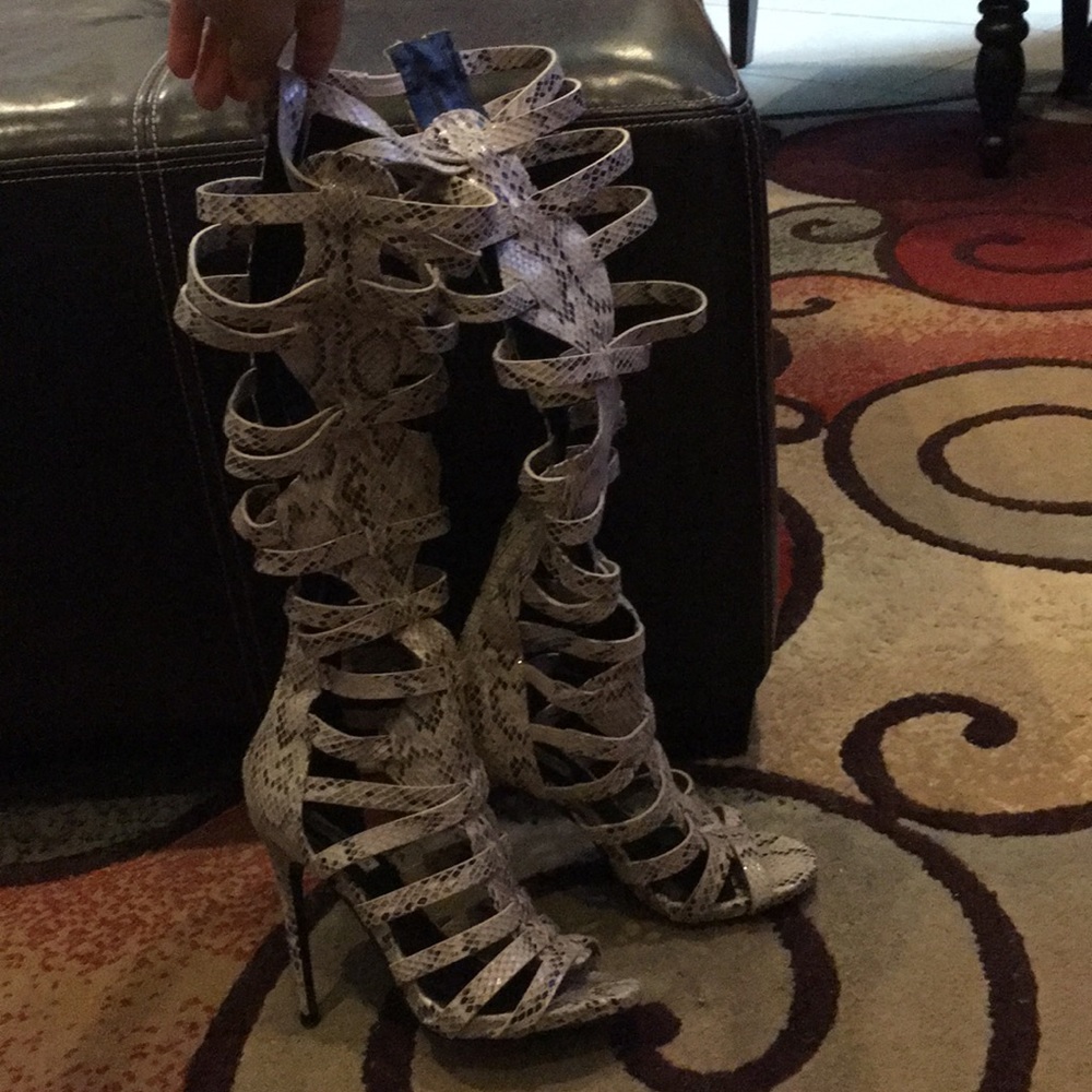 Boots - Picture 2 of 5